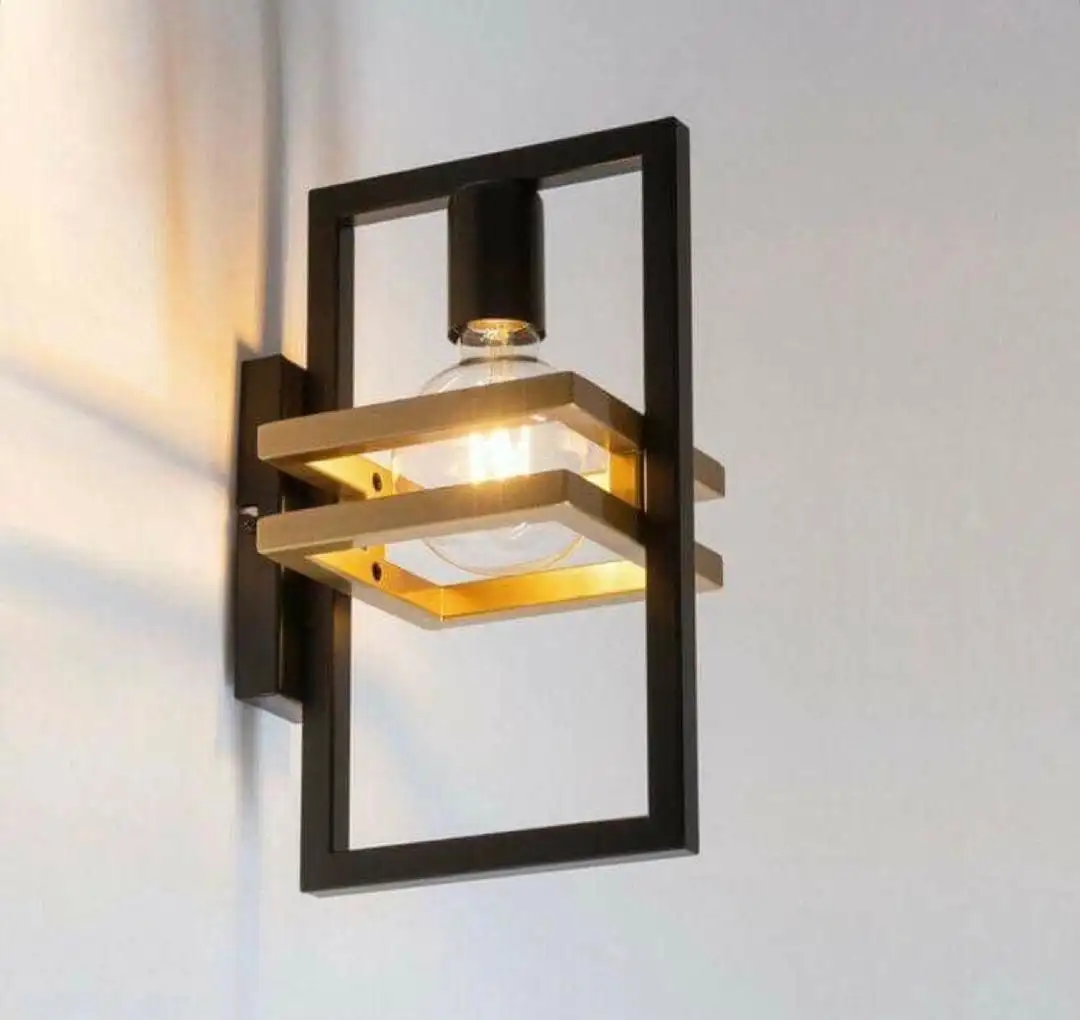 Aplique de Pared Hierro y Madera Dorada